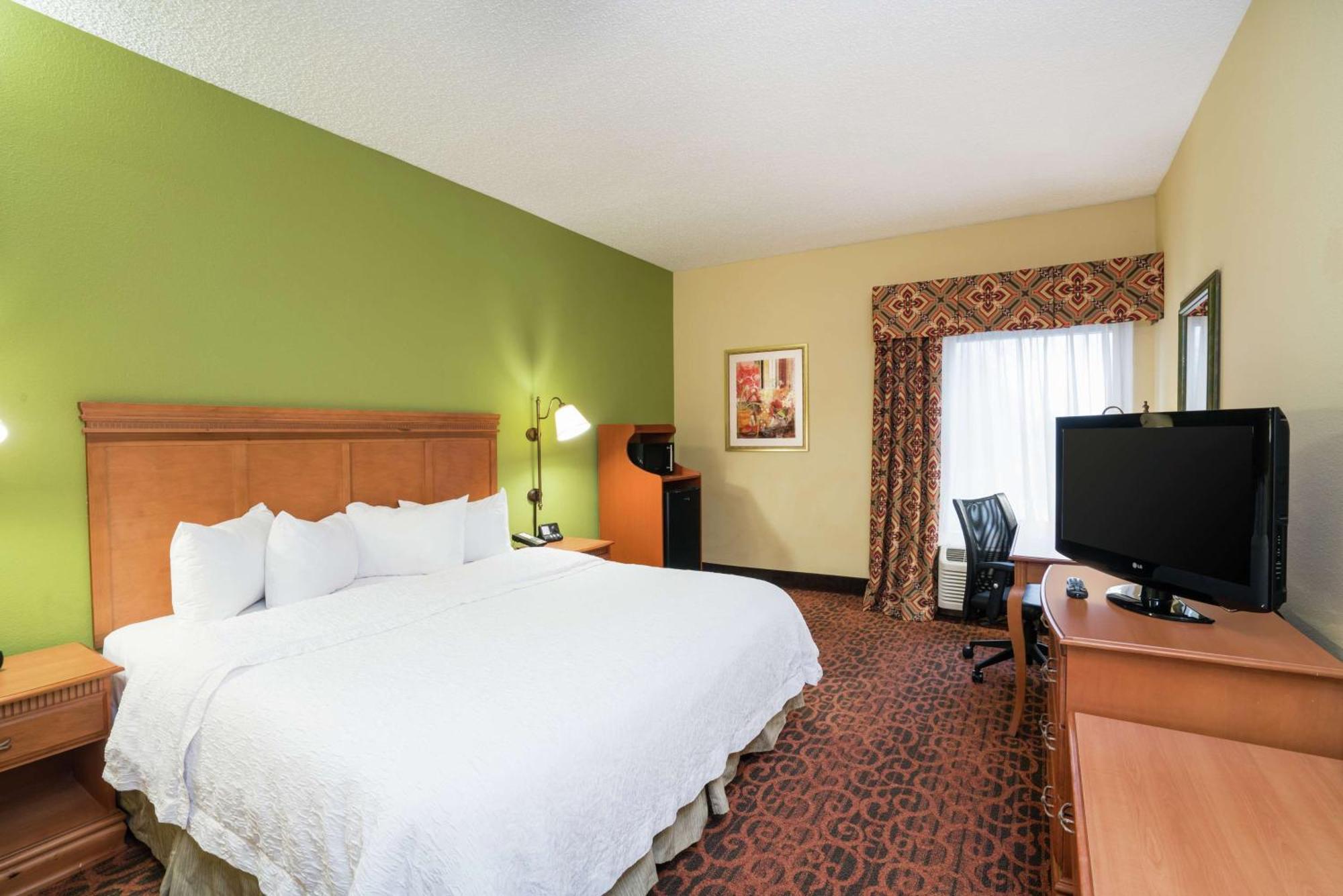 Hampton Inn Bardstown Exterior photo