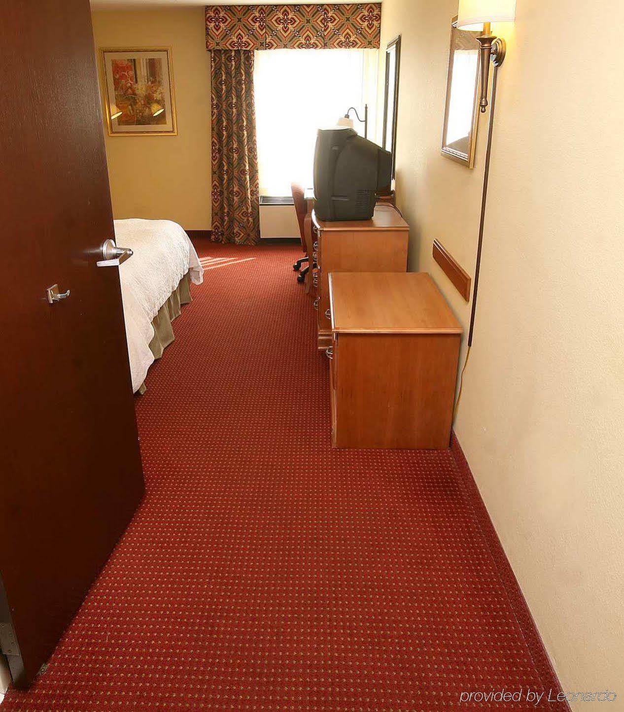 Hampton Inn Bardstown Room photo