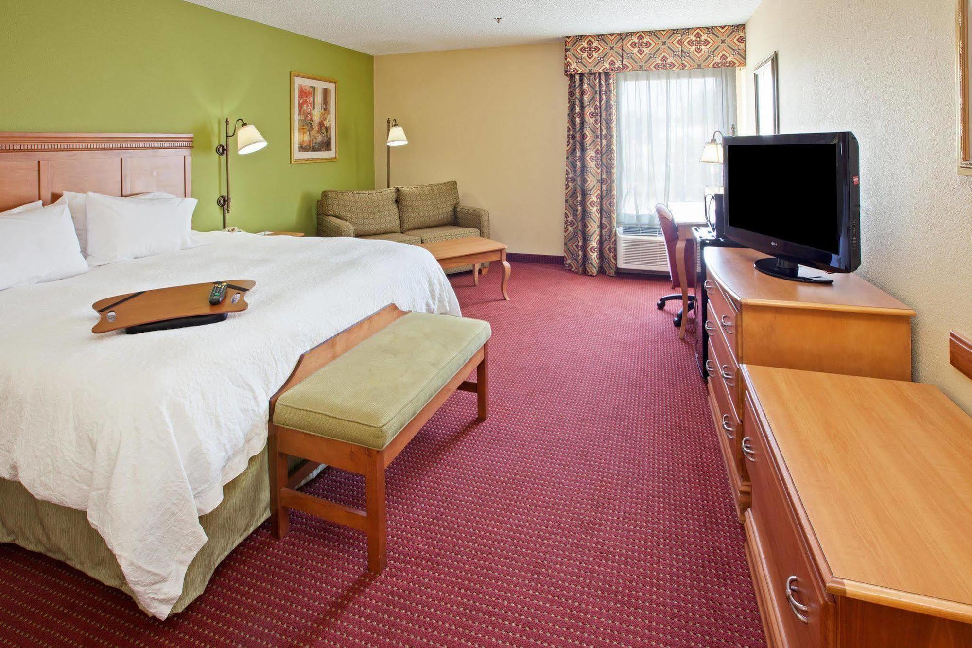 Hampton Inn Bardstown Exterior photo